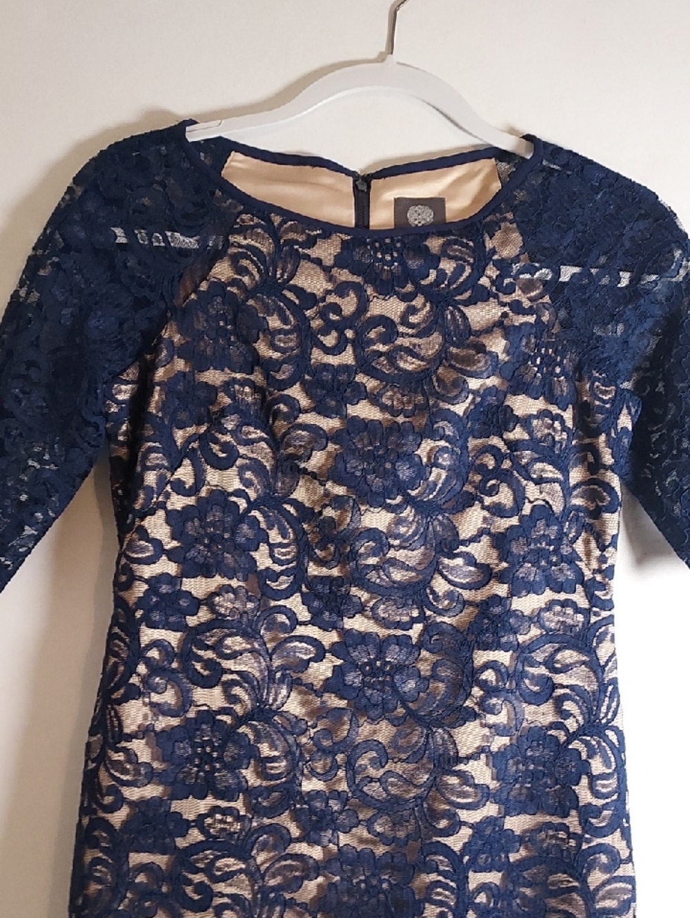 Vince Camuto Sheath Dress - Picture 6 of 8